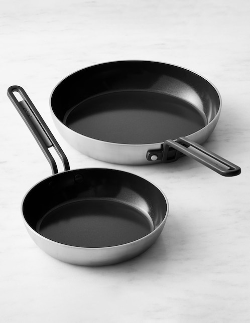 SET SARTENES STANLEY TUCCI W, PLATEADO