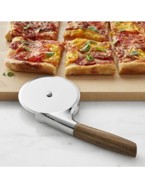 Cortador De Pizza Wood Handle