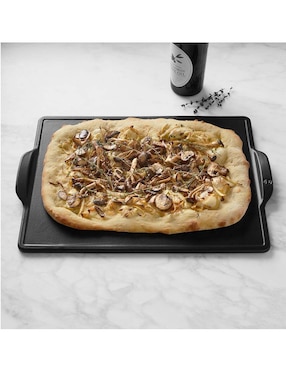 Charola para pizza Emile Henry French de arcilla borgoña