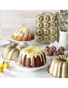 Molde Nordic Ware 75th Anniversary