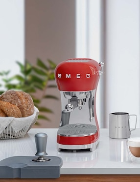 Cafetera espresso Smeg 50's Style