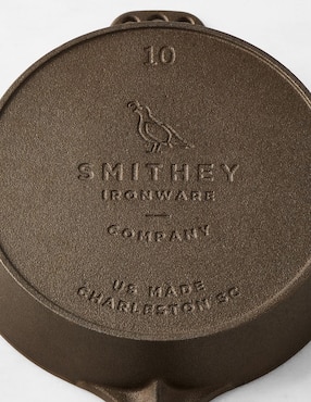 Sartén Smithey Ironware de hierro fundido